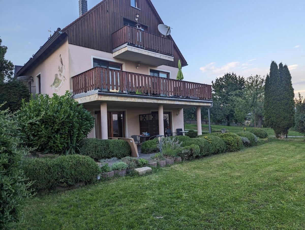 Apartament S2 - Urlaubsmagie - Am Wanderweg Mit Terrasse Sebnitz Zewnętrze zdjęcie